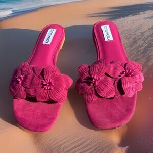 STEVE MADDEN Women’s “Lowtus” Sandals Slides Flower Fuchsia Pink Size 8.5